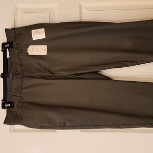 St. John's Bay capris